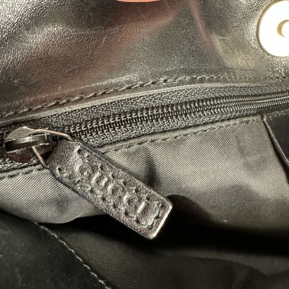 Gucci vintage black shoulder bag